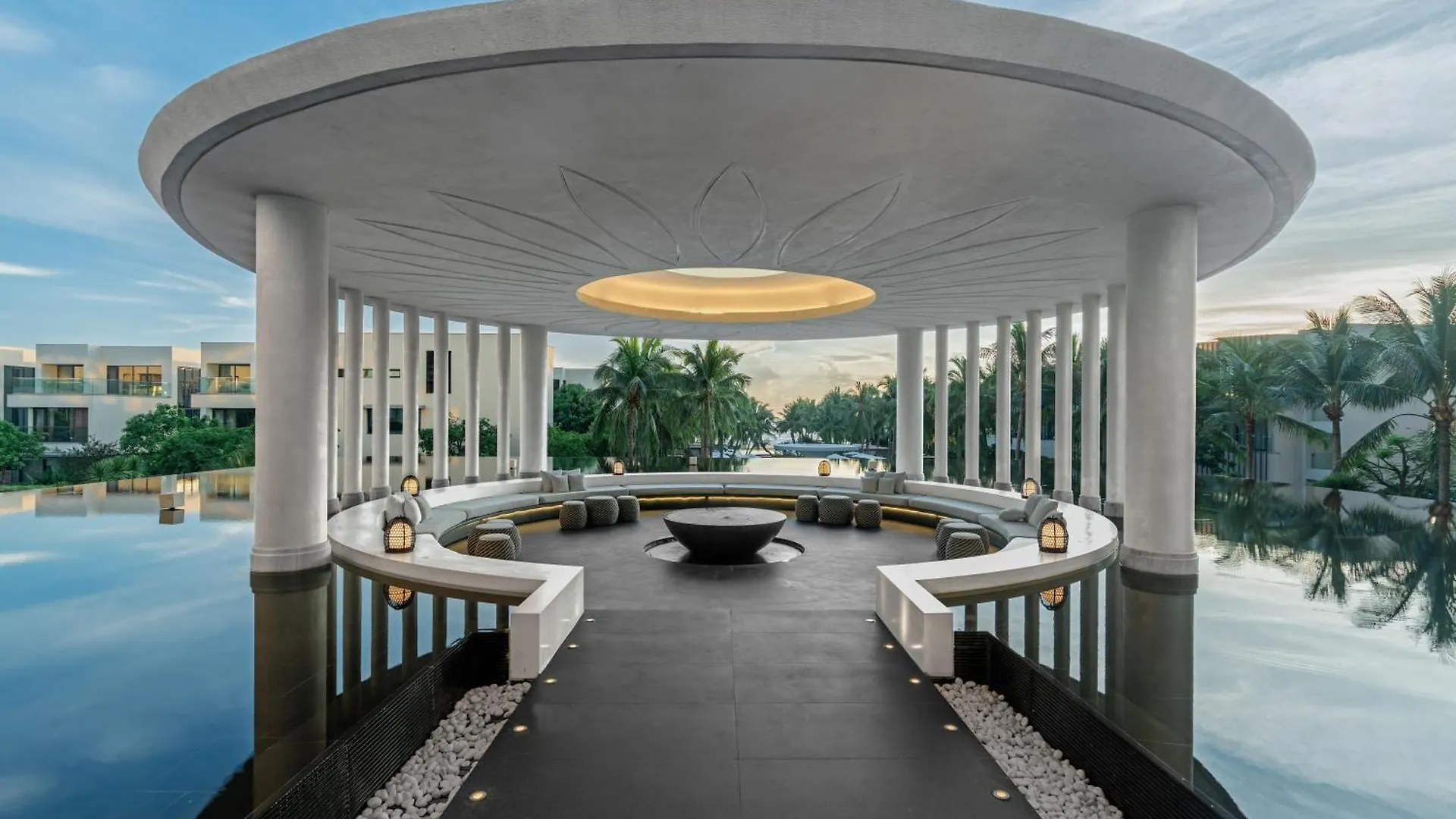 Shilla Monogram Quangnam Danang Hotel Tra Khe 5*,  Vietname